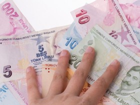 转让香港公司股份获利要交什么税?